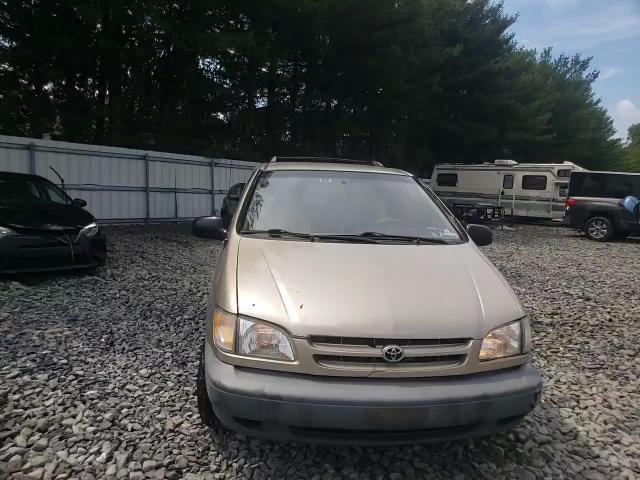 2000 Toyota Sienna Le VIN: 4T3ZF13C0YU313638 Lot: 62255024