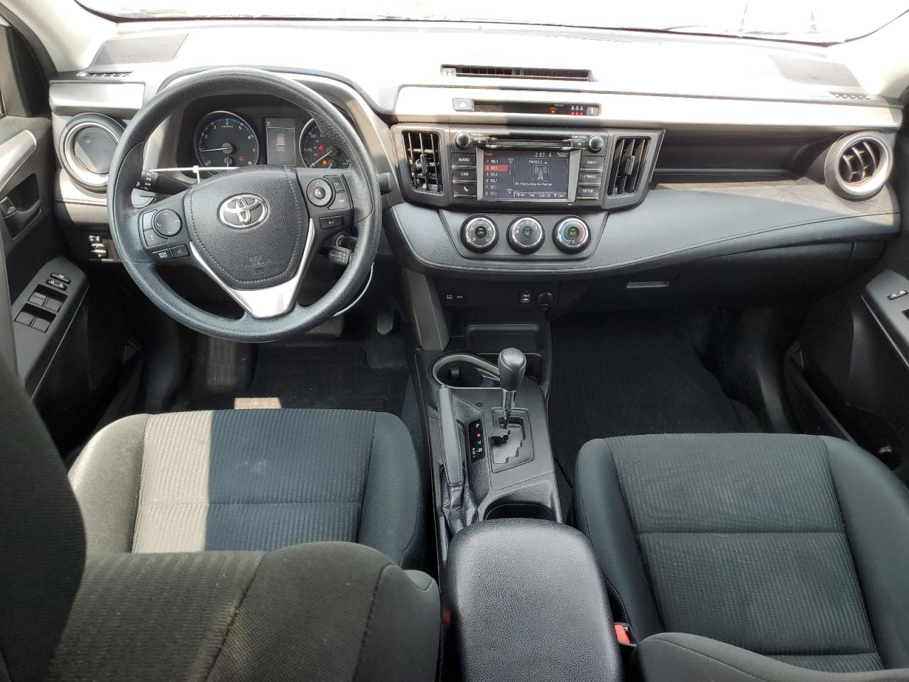 2T3BFREVXHW603917 2017 Toyota Rav4 Le