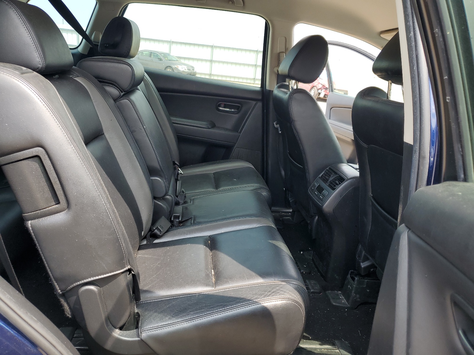 JM3TB3CA0B0316683 2011 Mazda Cx-9