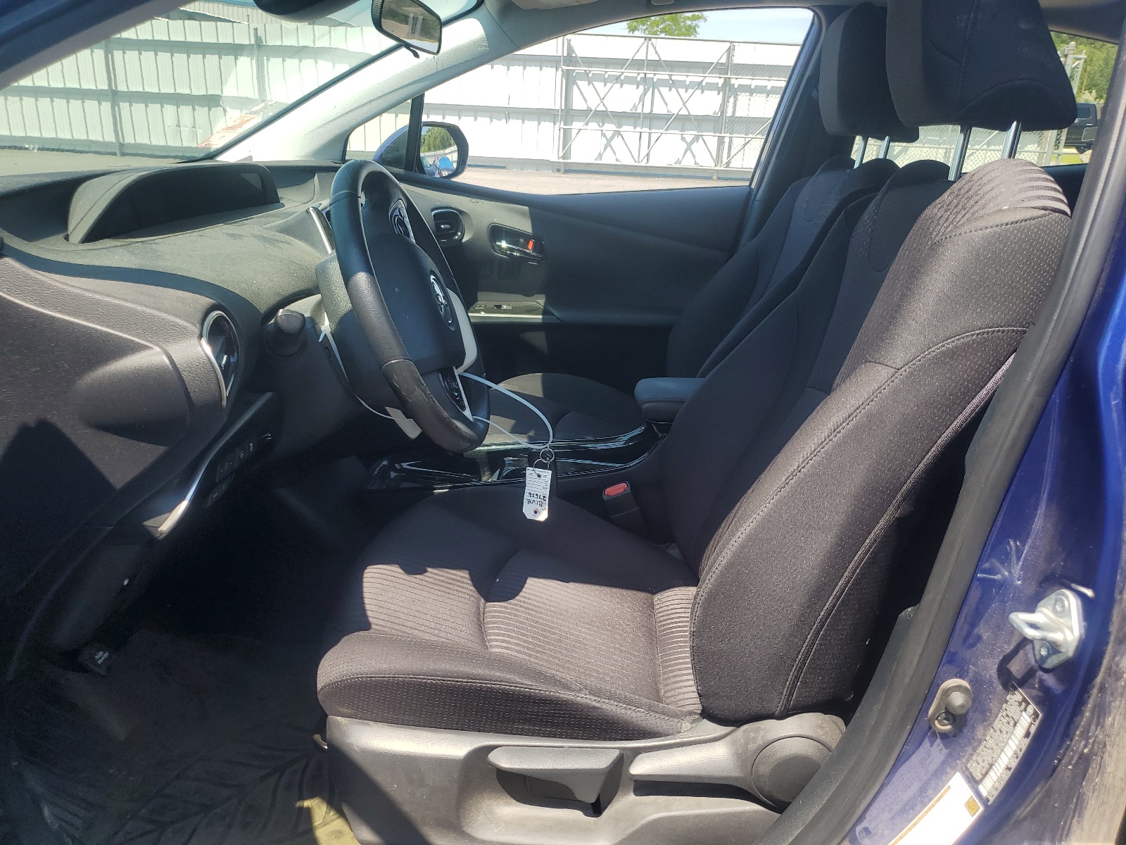 JTDKARFU3H3048249 2017 Toyota Prius