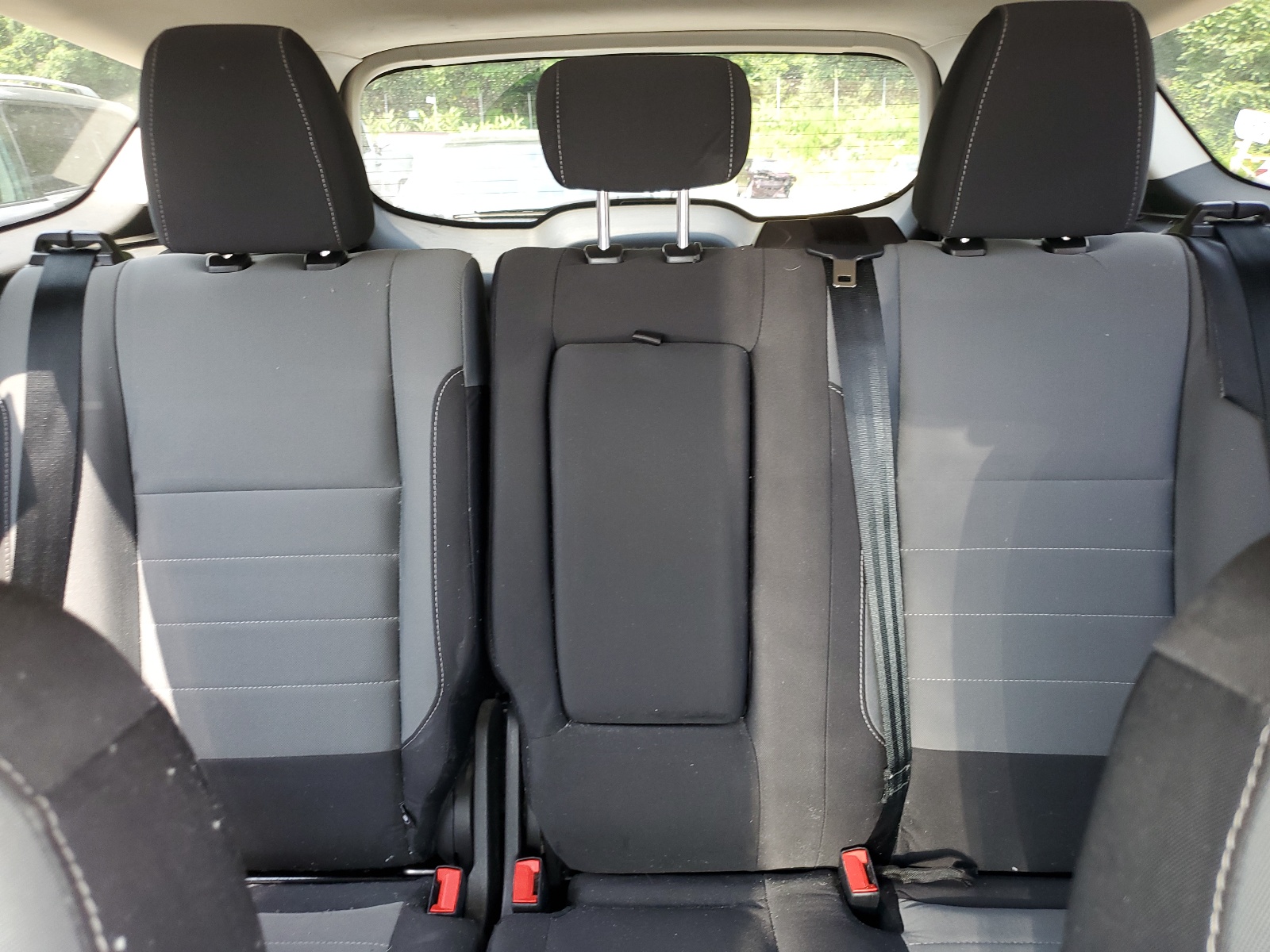 1FMCU9GX2GUB85689 2016 Ford Escape Se