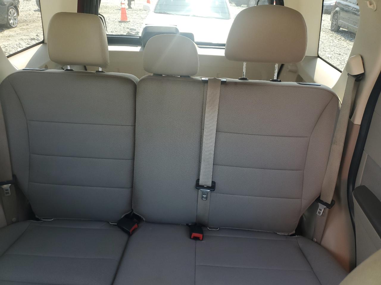 2010 Ford Escape Xlt VIN: 1FMCU0D74AKC45121 Lot: 63300474