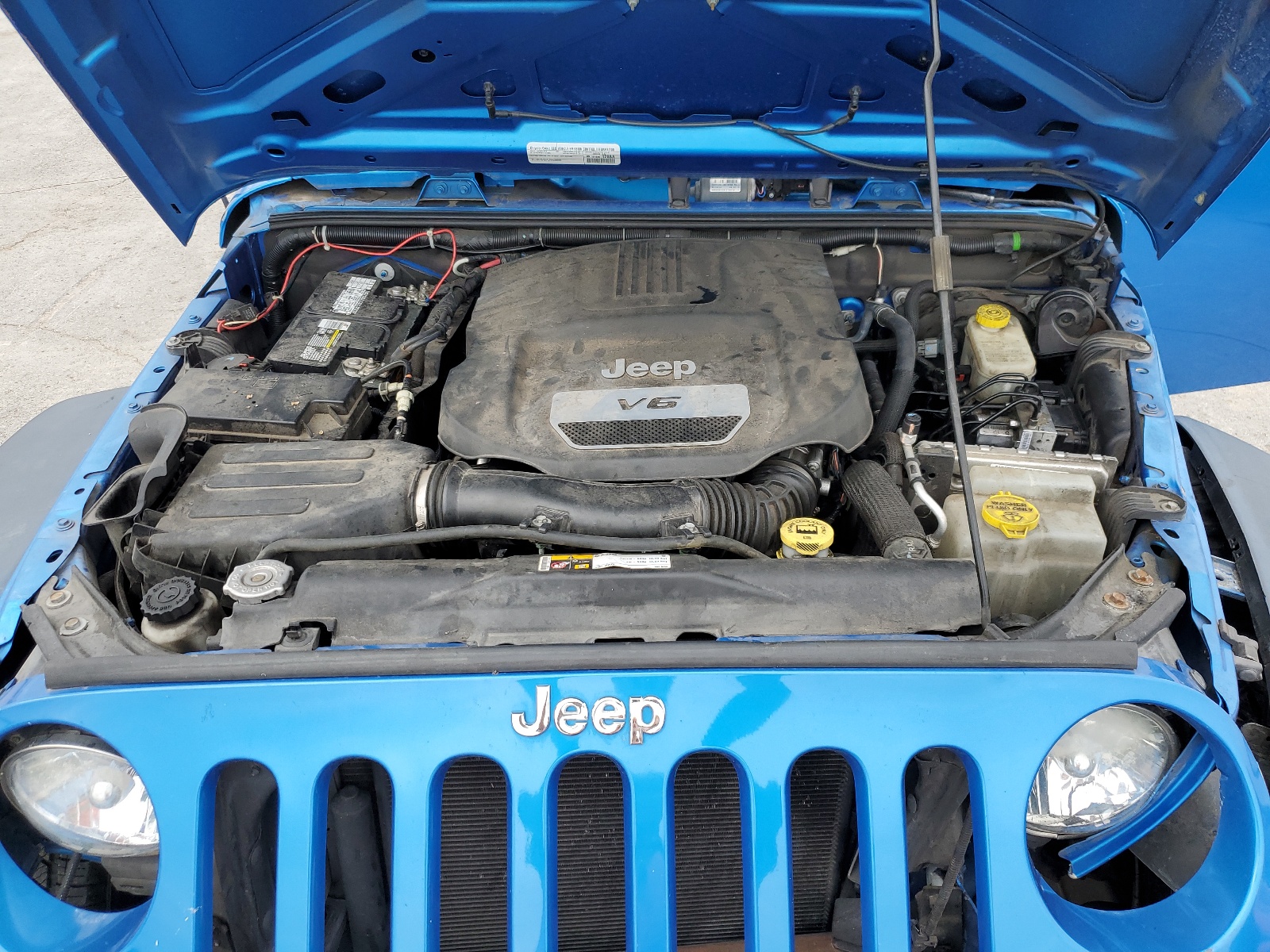 1C4AJWAG1FL516388 2015 Jeep Wrangler Sport