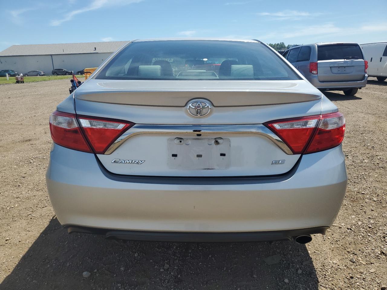 4T1BF1FK2HU345777 2017 Toyota Camry Le