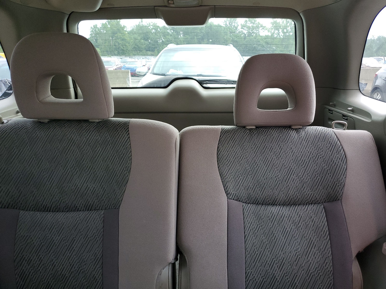 JTEHH20VX26037703 2002 Toyota Rav4