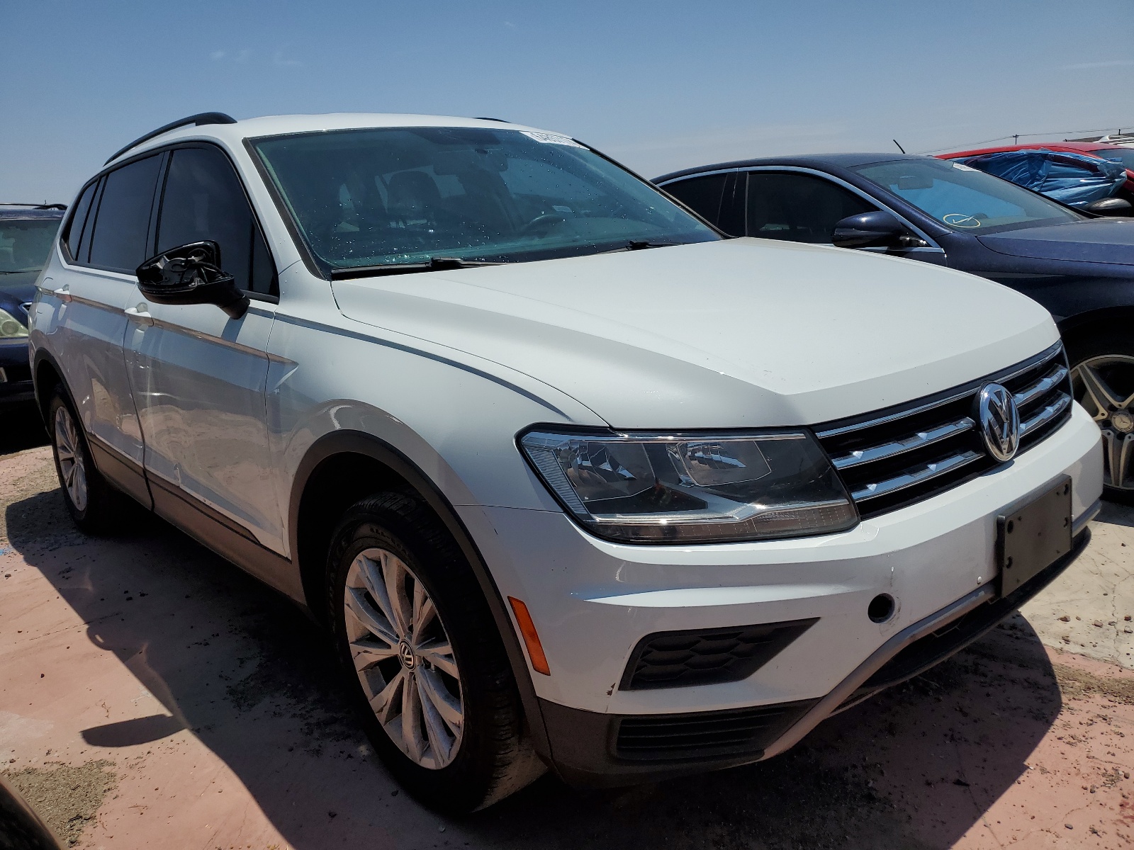 2018 Volkswagen Tiguan S vin: 3VV0B7AX9JM076489