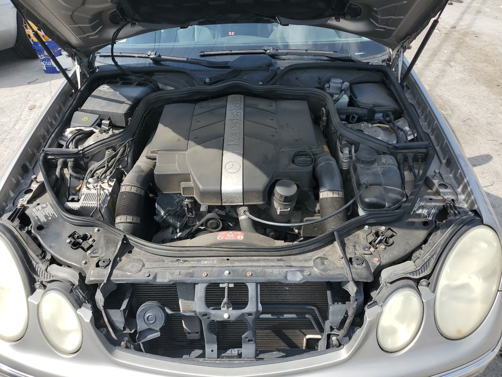 WDBUF65J34A445688 2004 Mercedes-Benz E 320