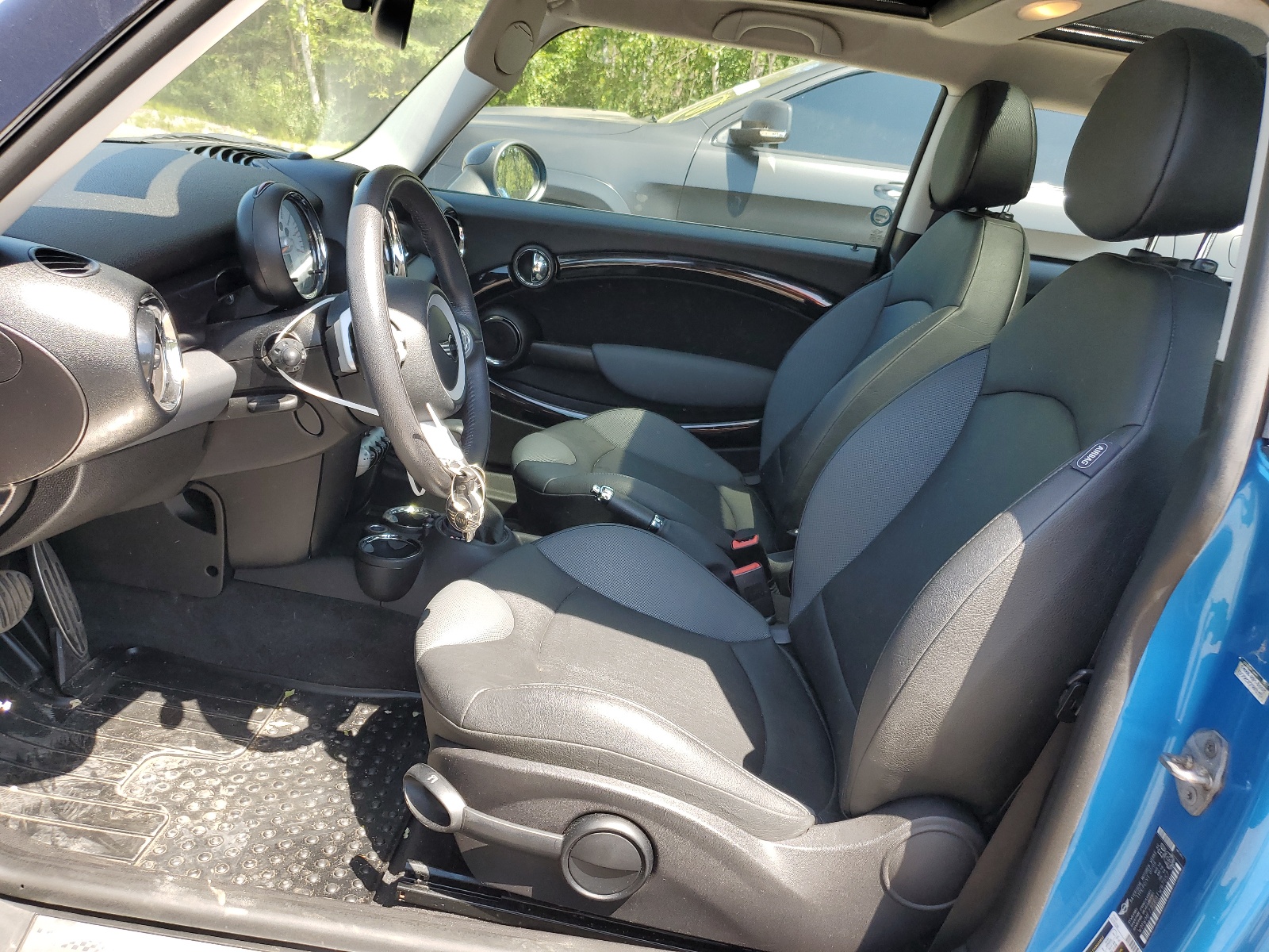 WMWMF73569TW87557 2009 Mini Cooper S