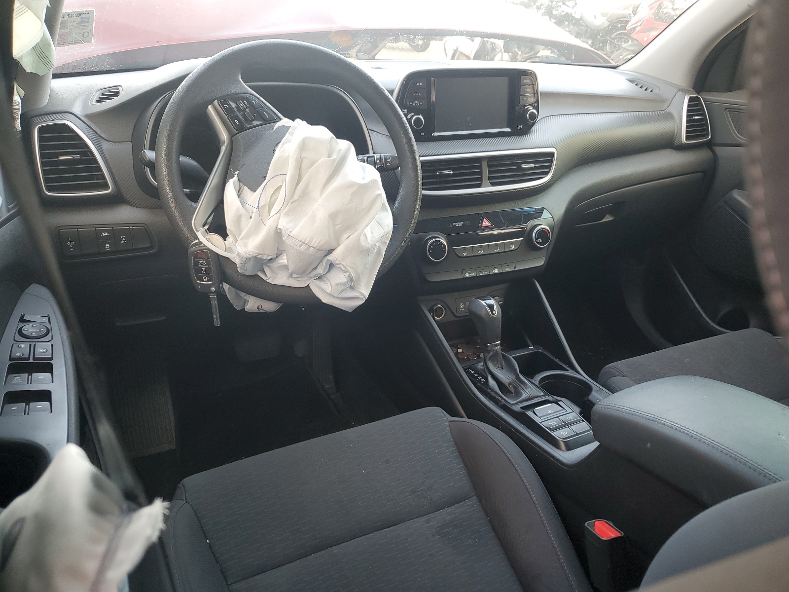 KM8J2CA4XKU914877 2019 Hyundai Tucson Se