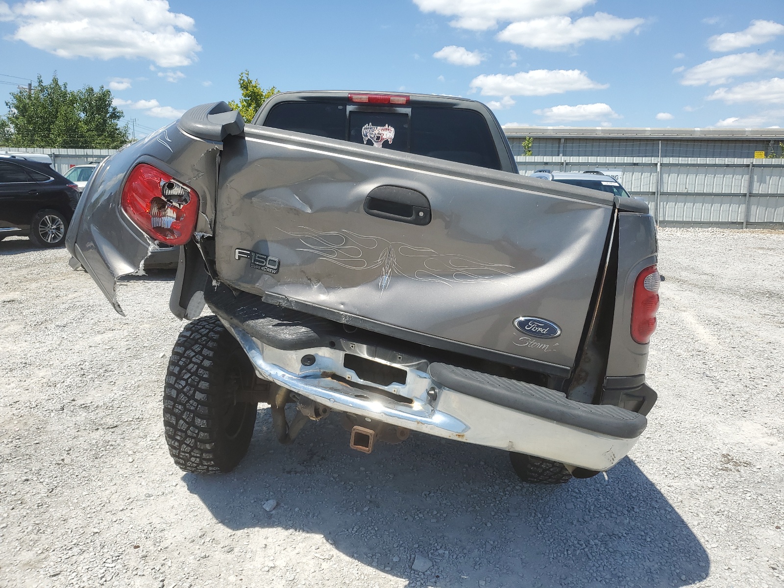 1FTRW08L12KC78515 2002 Ford F150 Supercrew