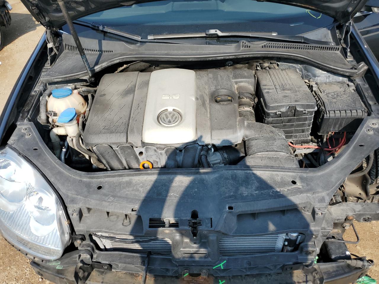 2009 Volkswagen Jetta - Image 11