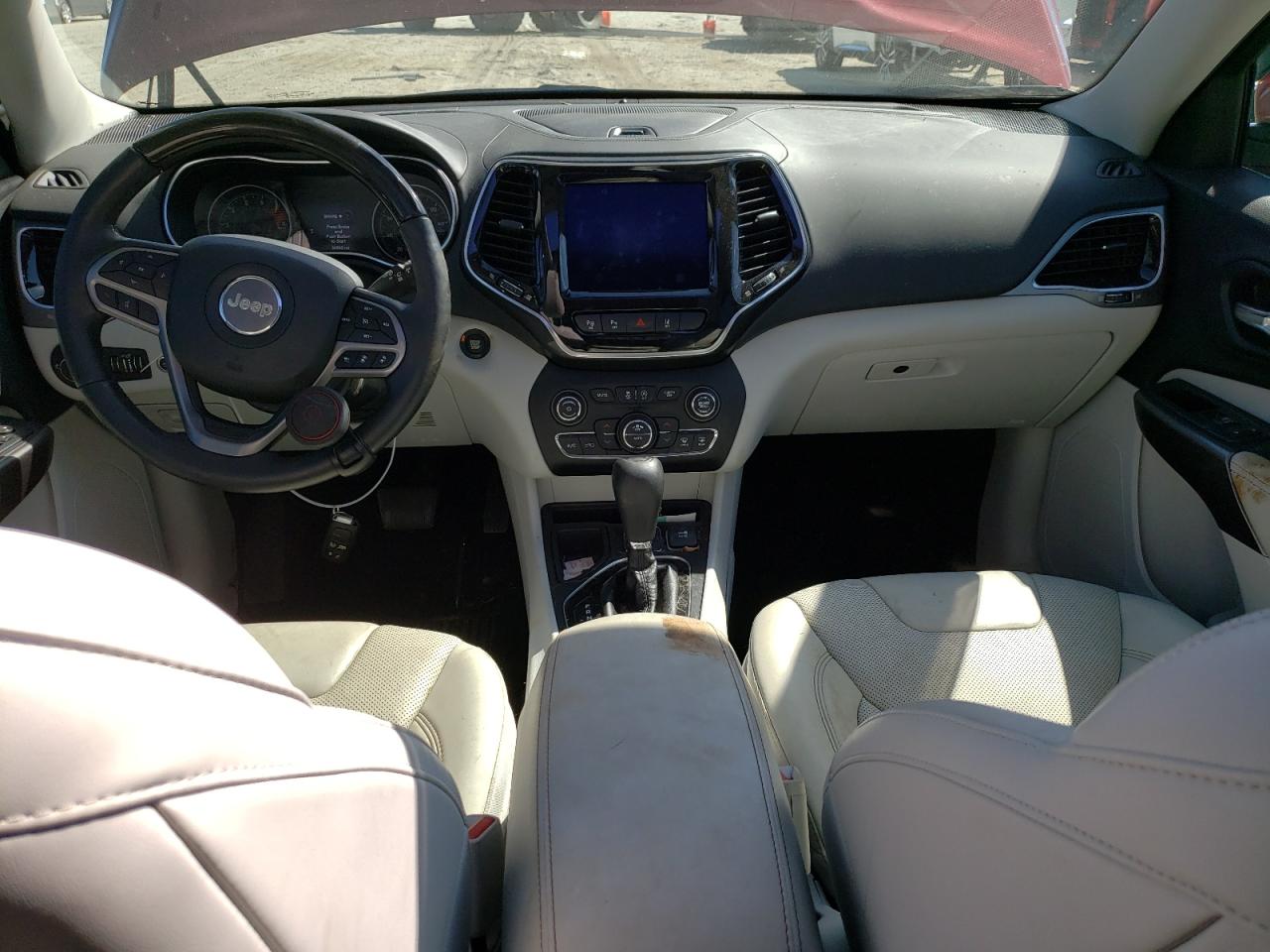 2019 Jeep Cherokee Overland VIN: 1C4PJLJX2KD249940 Lot: 60638394