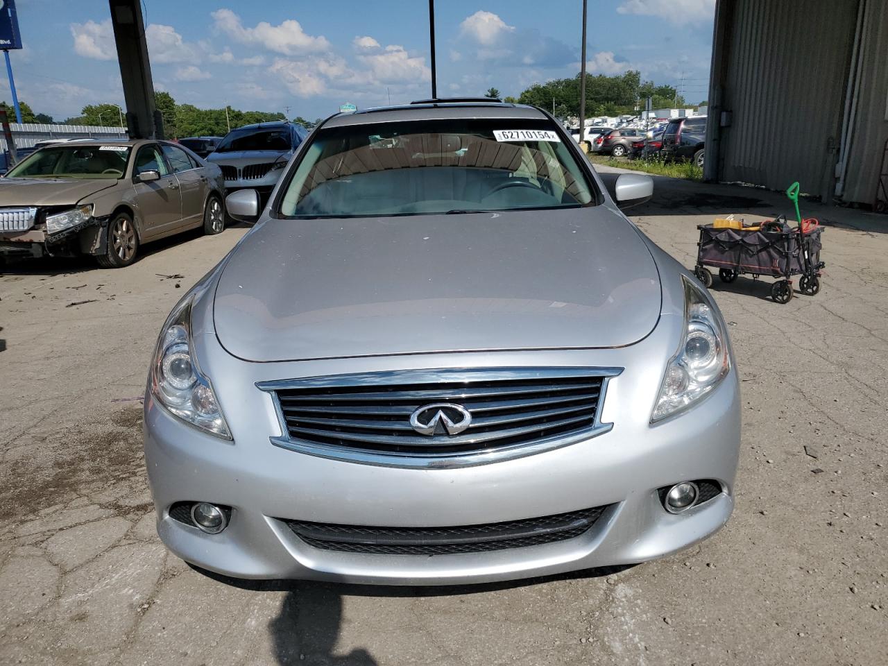2015 Infiniti Q40 - Image 5