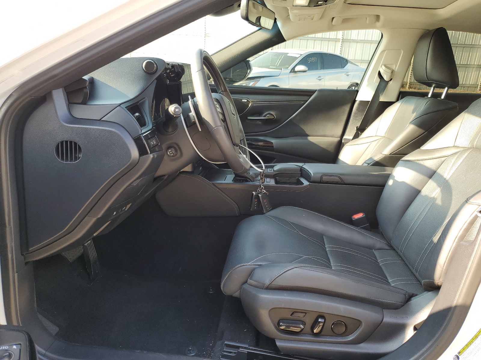 58AEA1C15NU015479 2022 Lexus Es 300H Base