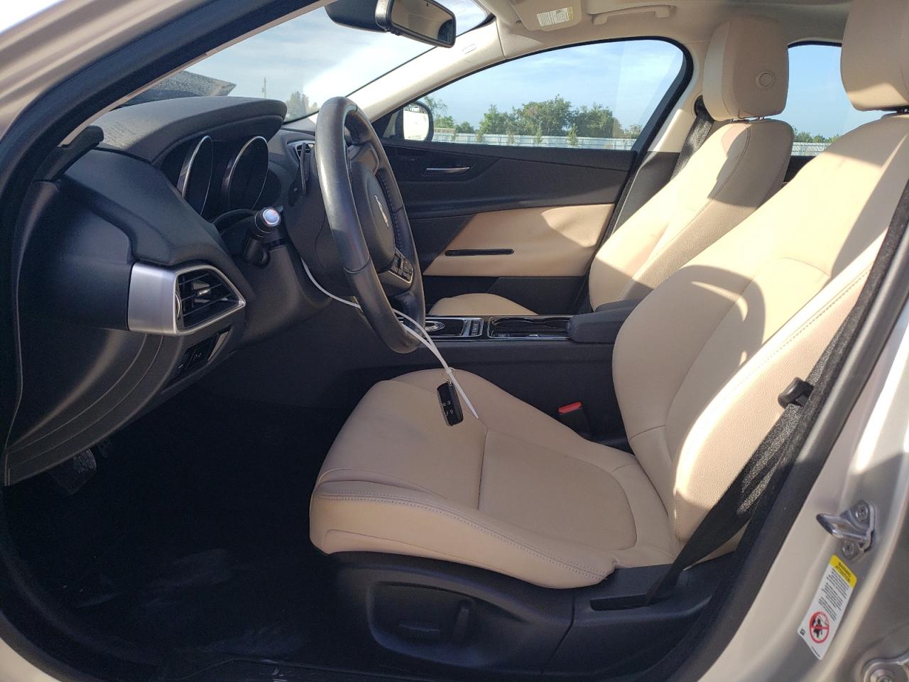 2017 Jaguar Xe Premium VIN: SAJAD4BG2HA956906 Lot: 64691834