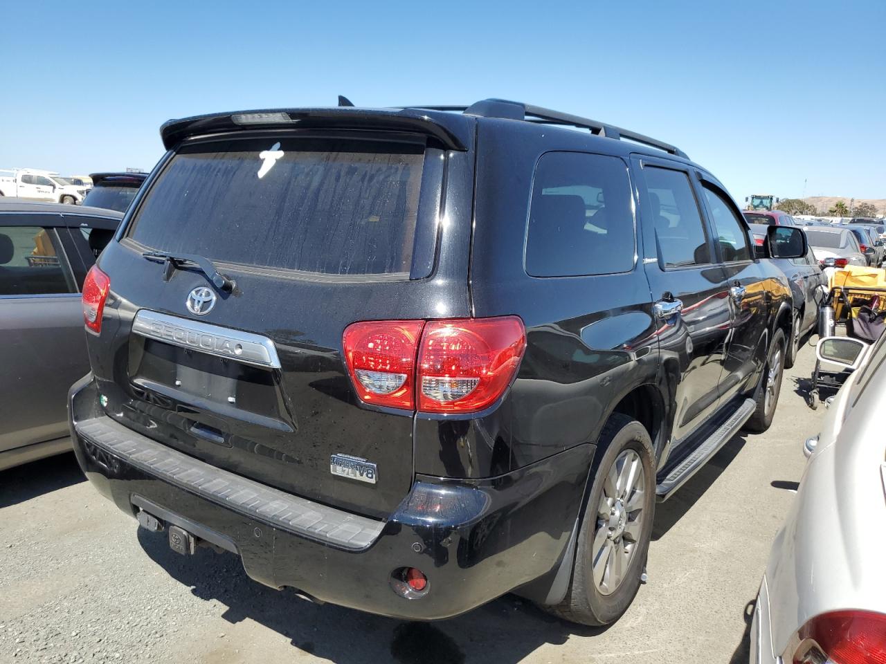 2011 Toyota Sequoia Limited VIN: 5TDKY5G11BS036924 Lot: 61319434