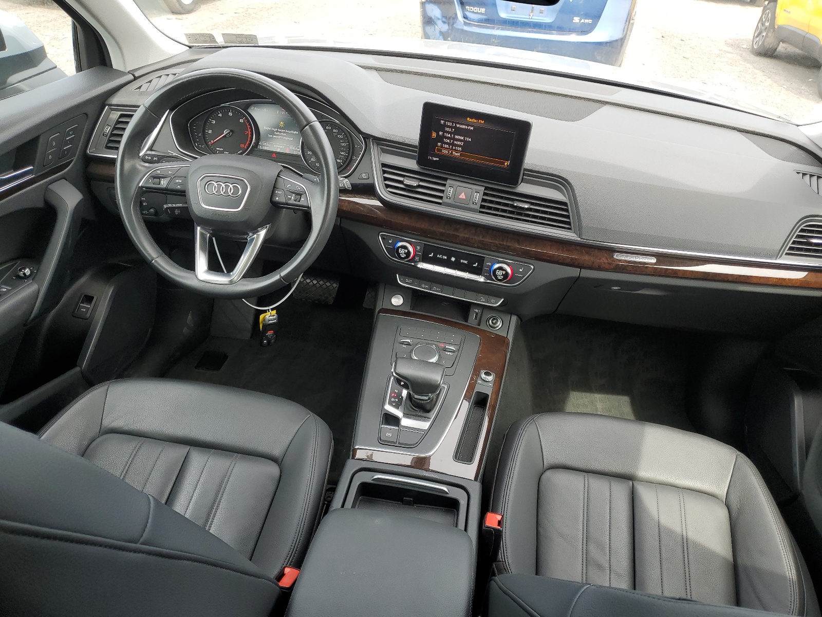 WA1ANAFY3K2113595 2019 Audi Q5 Premium