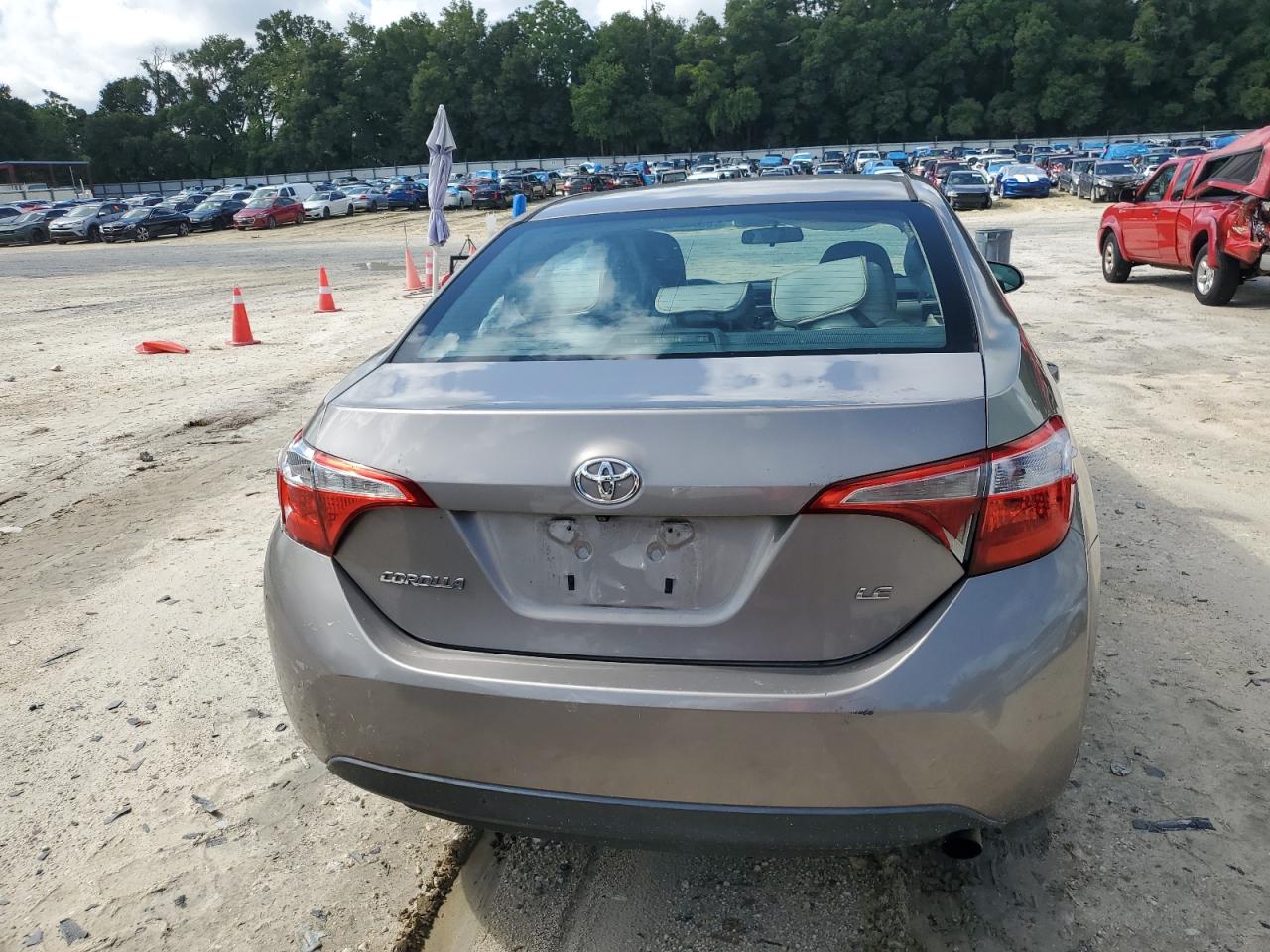 2015 Toyota Corolla L VIN: 2T1BURHE8FC386201 Lot: 65088674