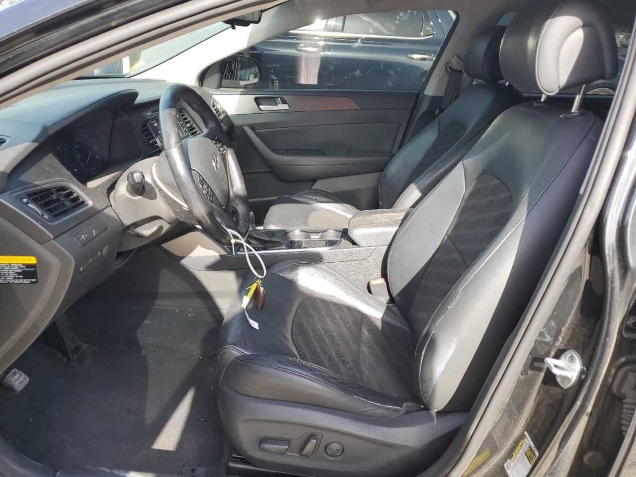 2015 Hyundai Sonata Sport VIN: 5NPE34AF7FH167412 Lot: 63549114