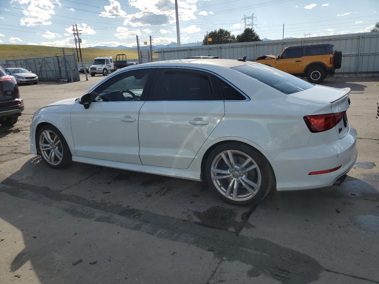 WAUFFGFF1F1081538 2015 AUDI S3 - Image 2