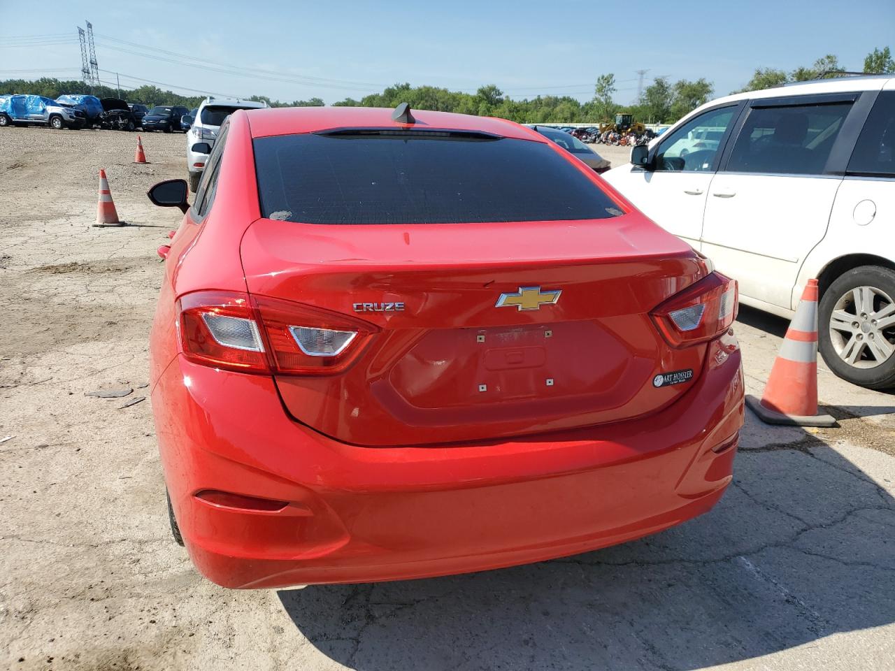 2017 Chevrolet Cruze Ls VIN: 3G1BC5SM5HS555570 Lot: 63439164