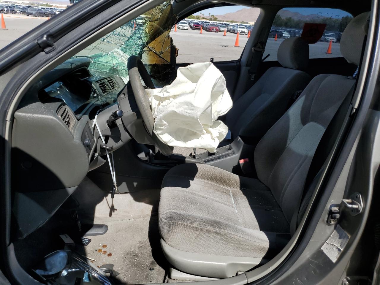 2000 Toyota Camry Ce VIN: JT2BG22K2Y0465267 Lot: 65468374