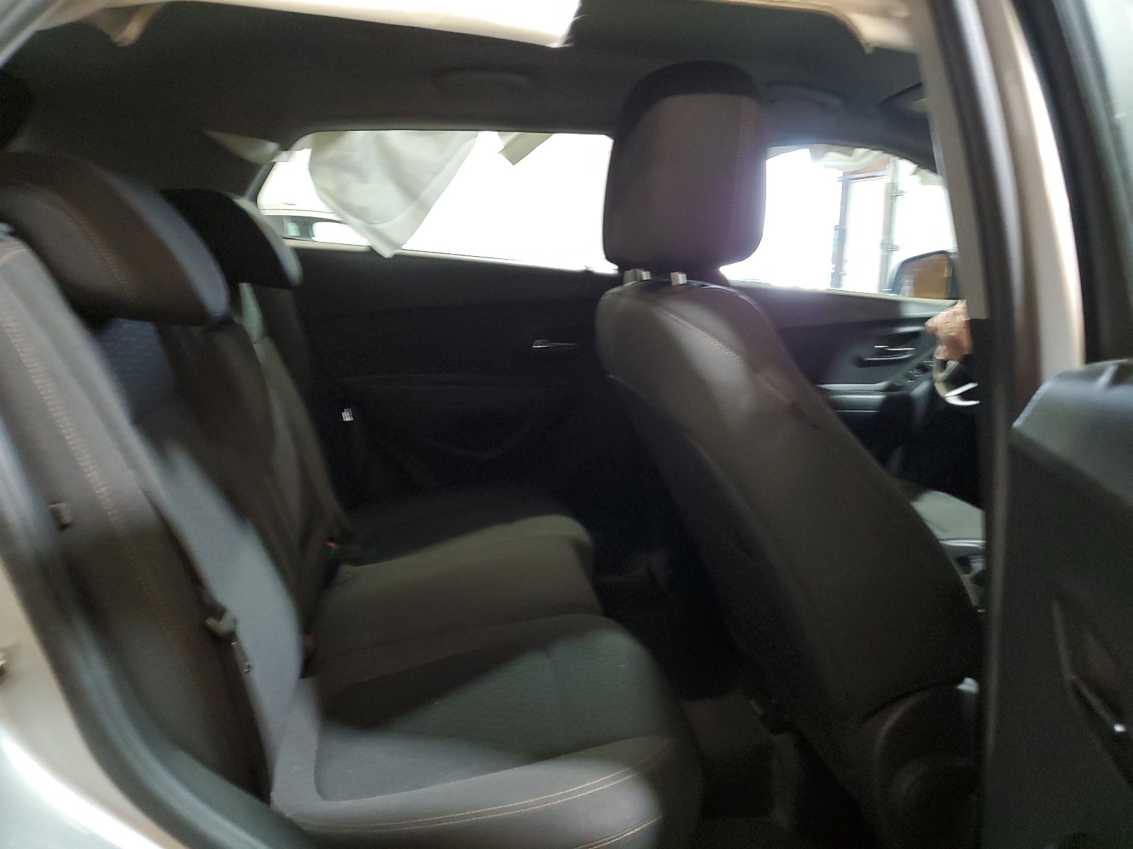 KL7CJKSB4HB212921 2017 Chevrolet Trax Ls