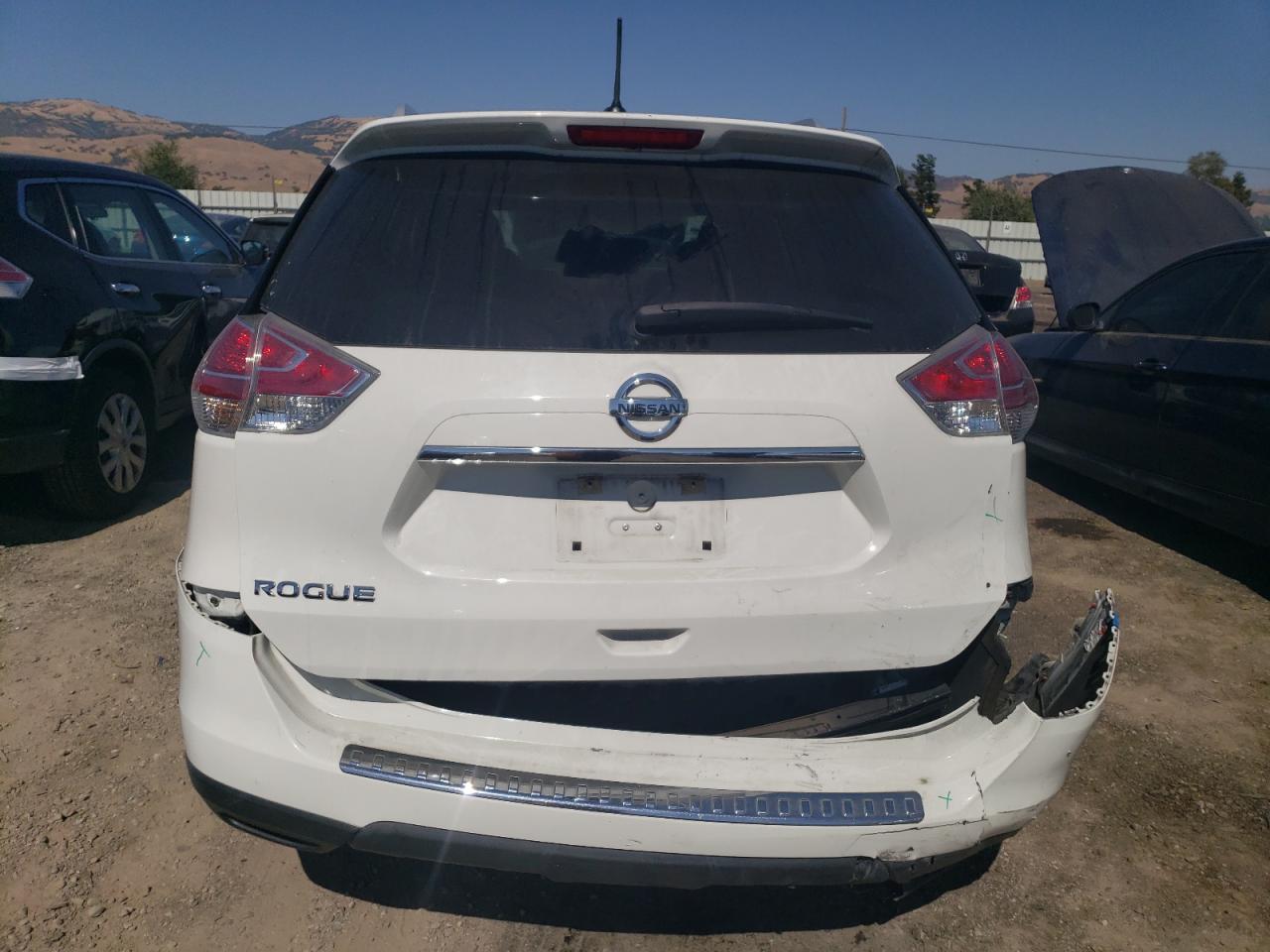 2016 Nissan Rogue S VIN: 5N1AT2MN0GC835811 Lot: 63311294
