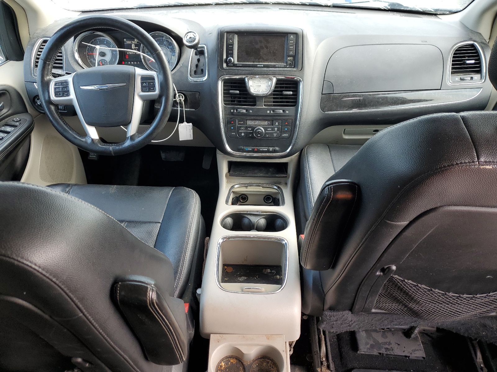 2C4RC1CG5GR132569 2016 Chrysler Town & Country Touring L