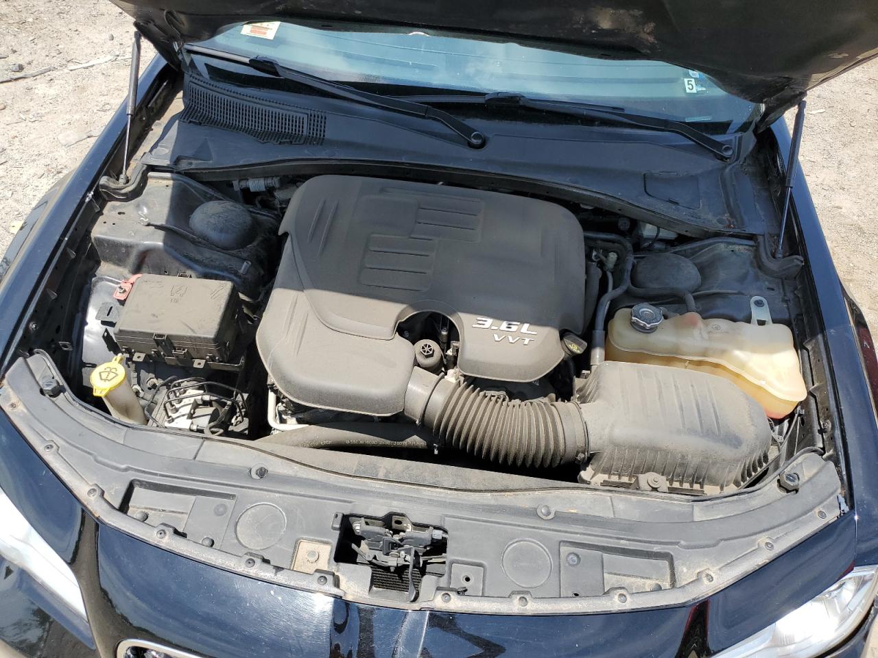 2016 Chrysler 300 Limited VIN: 2C3CCAAG2GH190559 Lot: 61897674