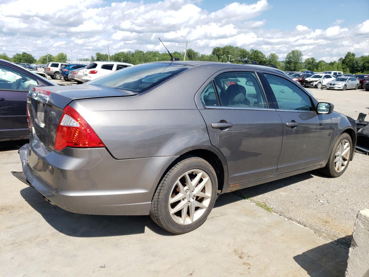 2012 Ford Fusion - Image 3