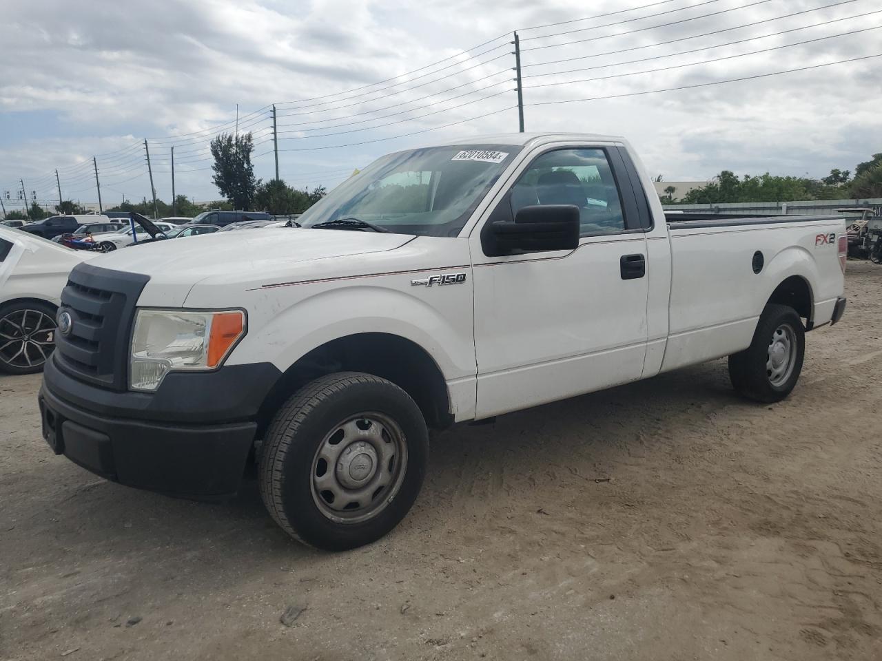 2010 Ford F150 VIN: 1FTMF1CW2AKB16036 Lot: 62010584