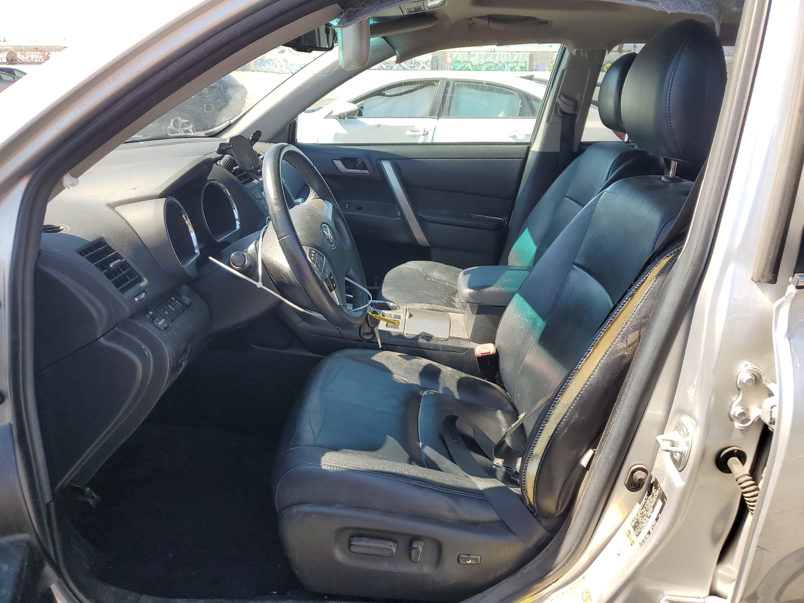 5TDZK3EH5CS073948 2012 Toyota Highlander Base