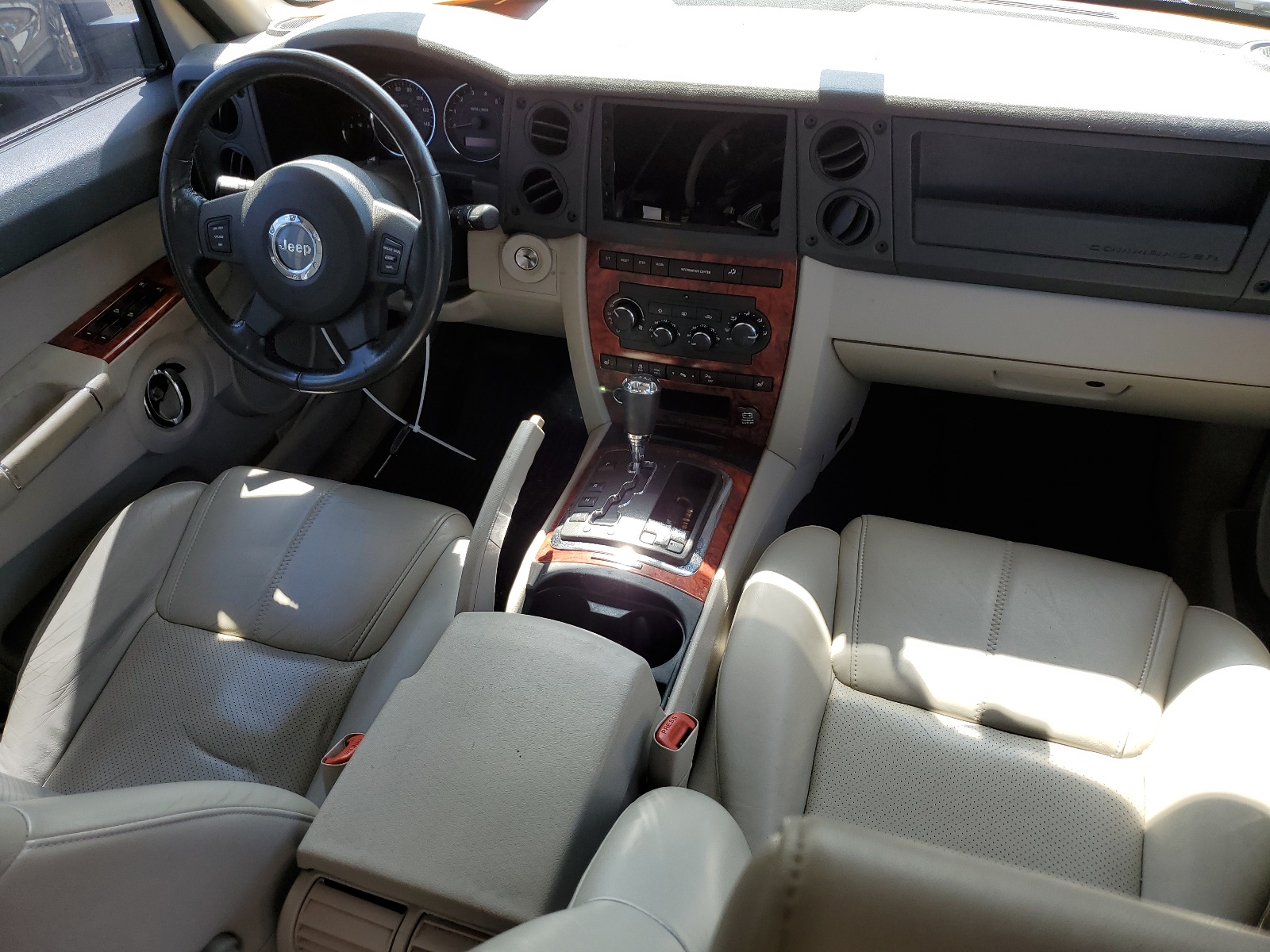 1J8HG582X6C123743 2006 Jeep Commander Limited