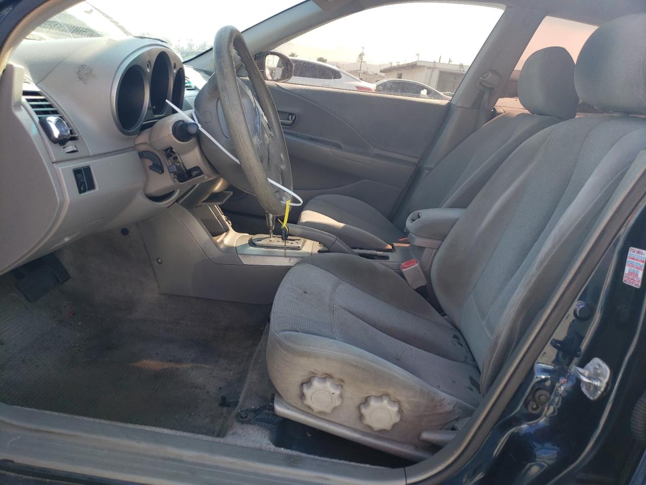 2004 Nissan Altima Base VIN: 1N4AL11D04C129045 Lot: 63143504