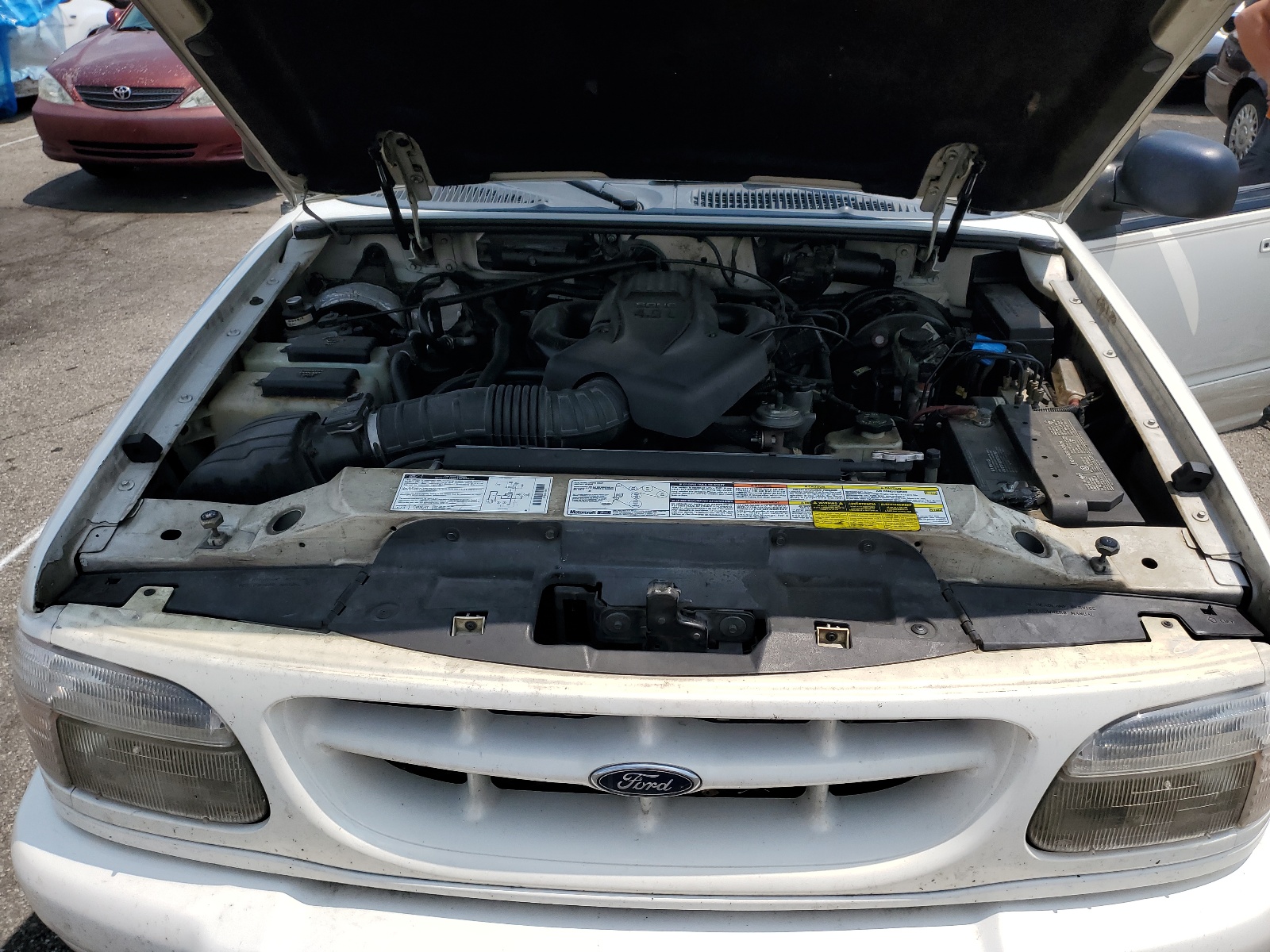 1FMZU34E1XZA24327 1999 Ford Explorer