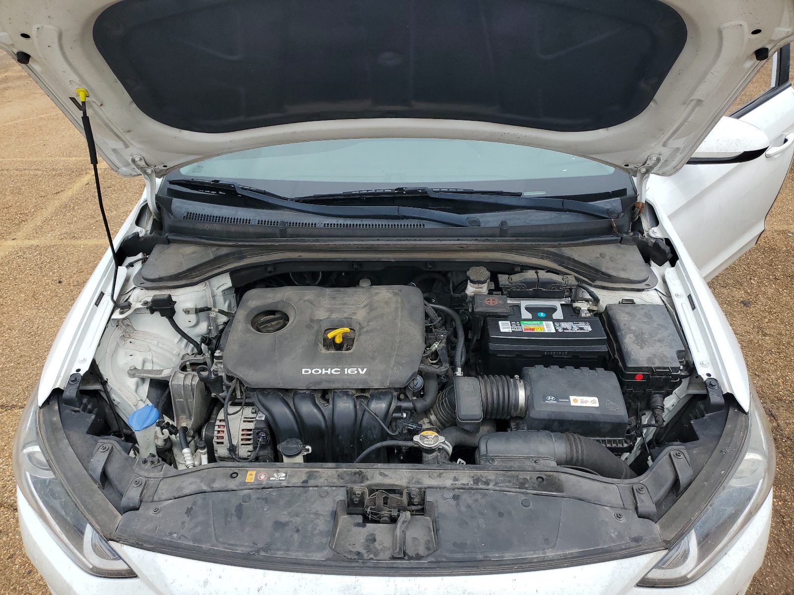 5NPD84LF1HH211319 2017 Hyundai Elantra Se