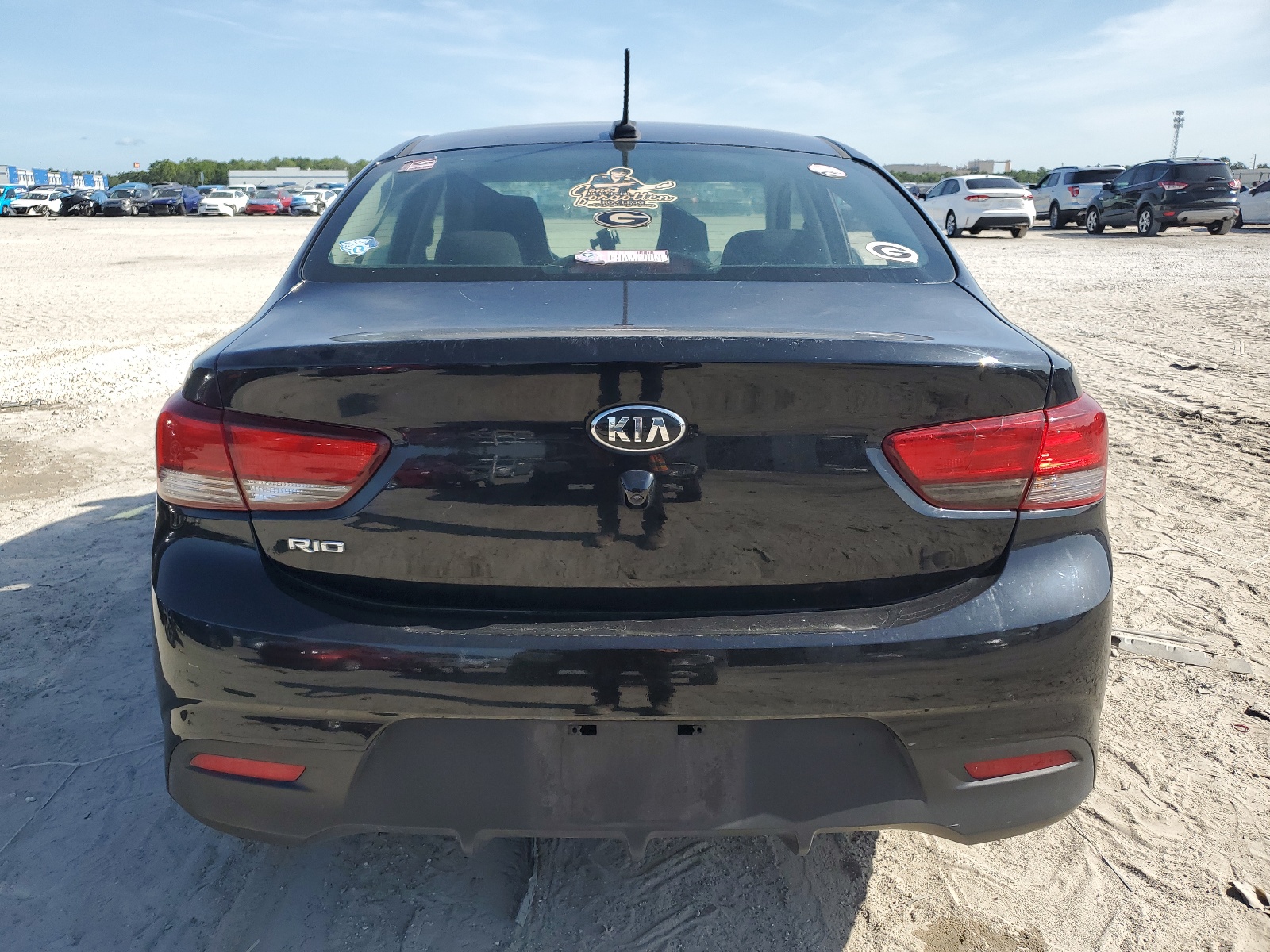 3KPA24AD2LE327311 2020 Kia Rio Lx