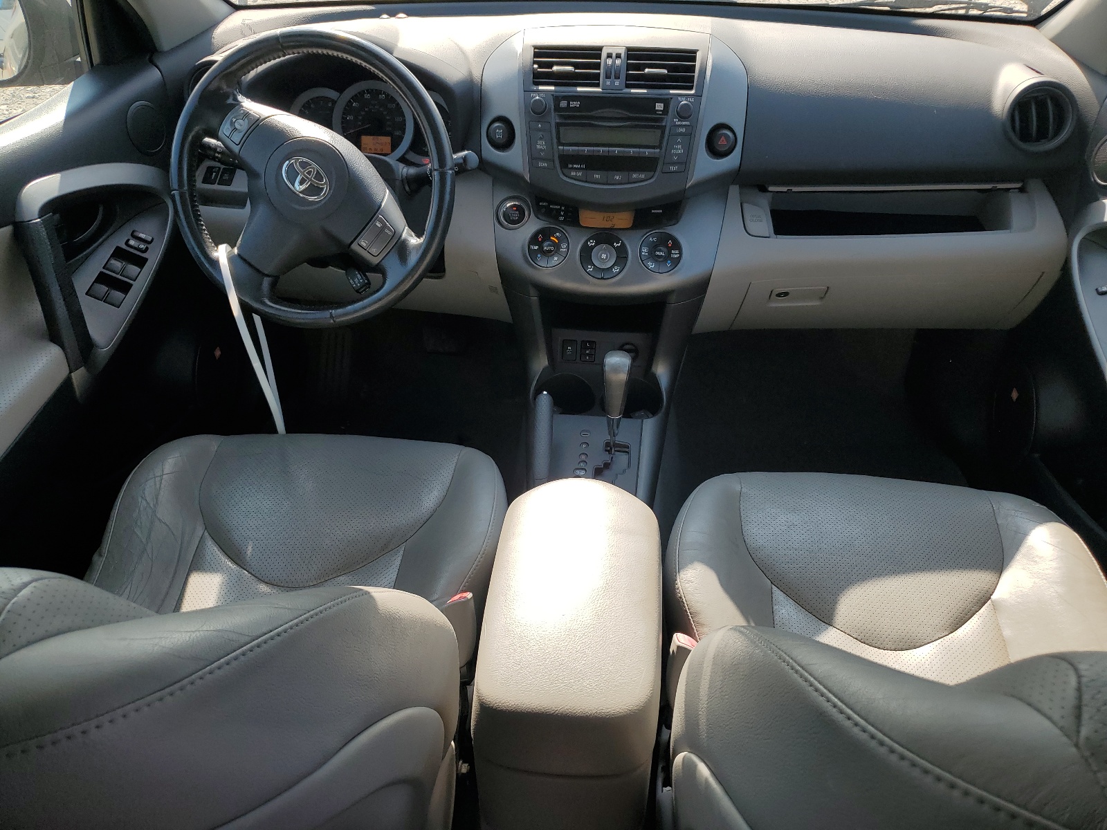 2T3DF4DV7AW073540 2010 Toyota Rav4 Limited