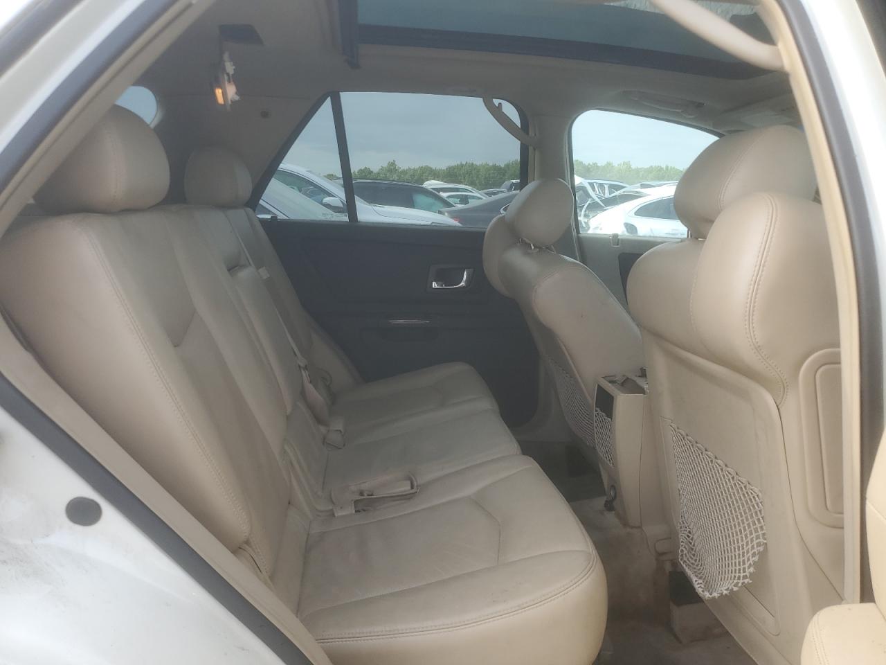 2008 Cadillac Srx VIN: 1GYEE637X80123572 Lot: 64000094