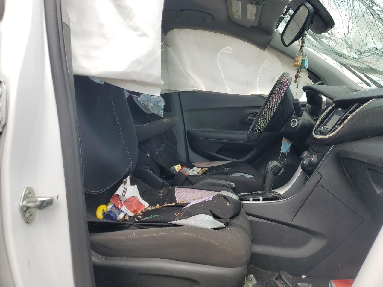 2020 Chevrolet Trax Ls VIN: 3GNCJKSBXLL107348 Lot: 64162824