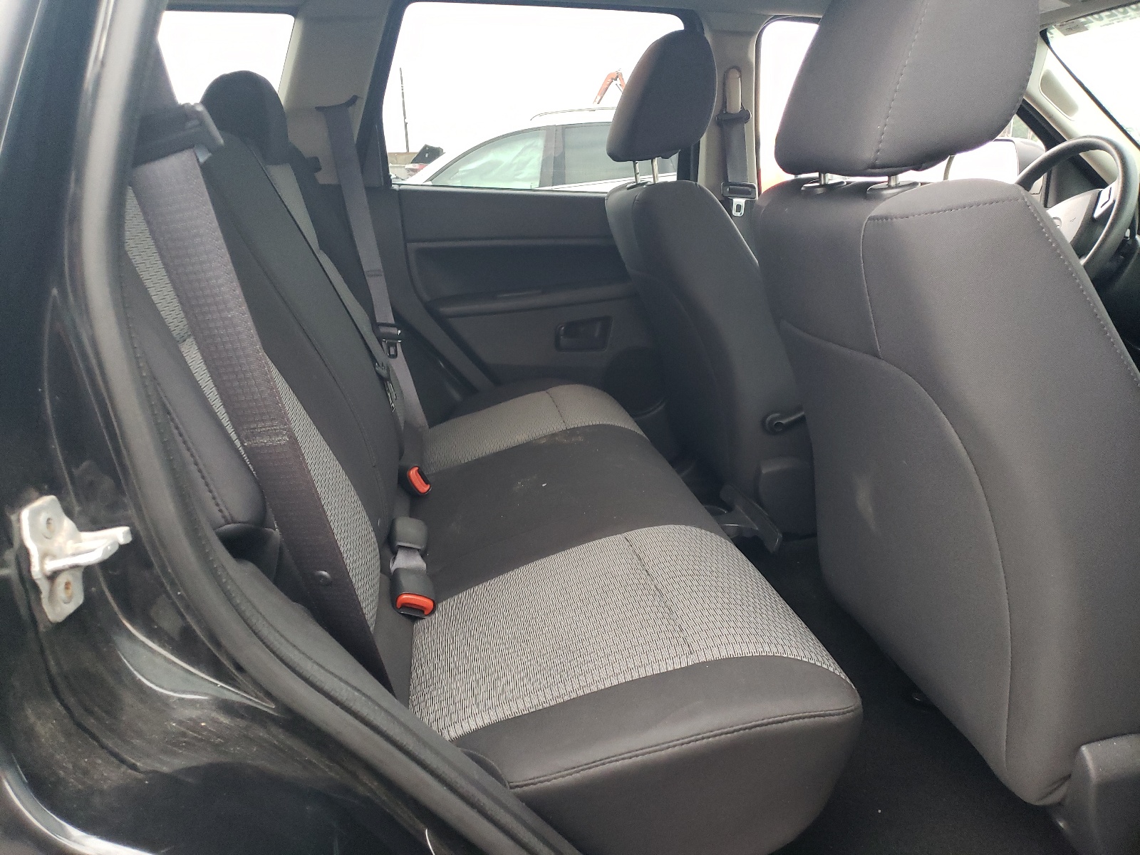 1J8GR48K68C233322 2008 Jeep Grand Cherokee Laredo