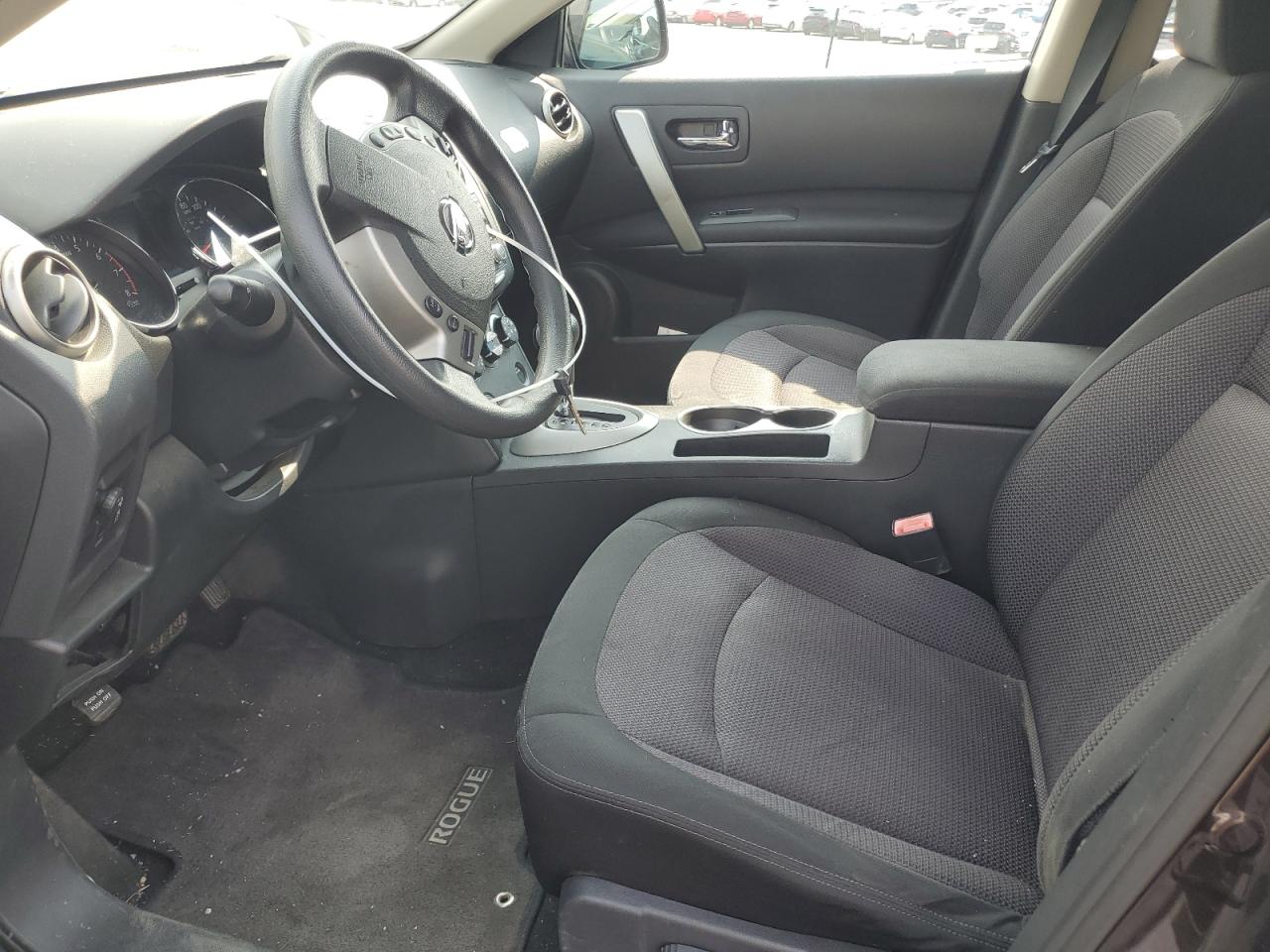 2011 Nissan Rogue S VIN: JN8AS5MV6BW302768 Lot: 64648234