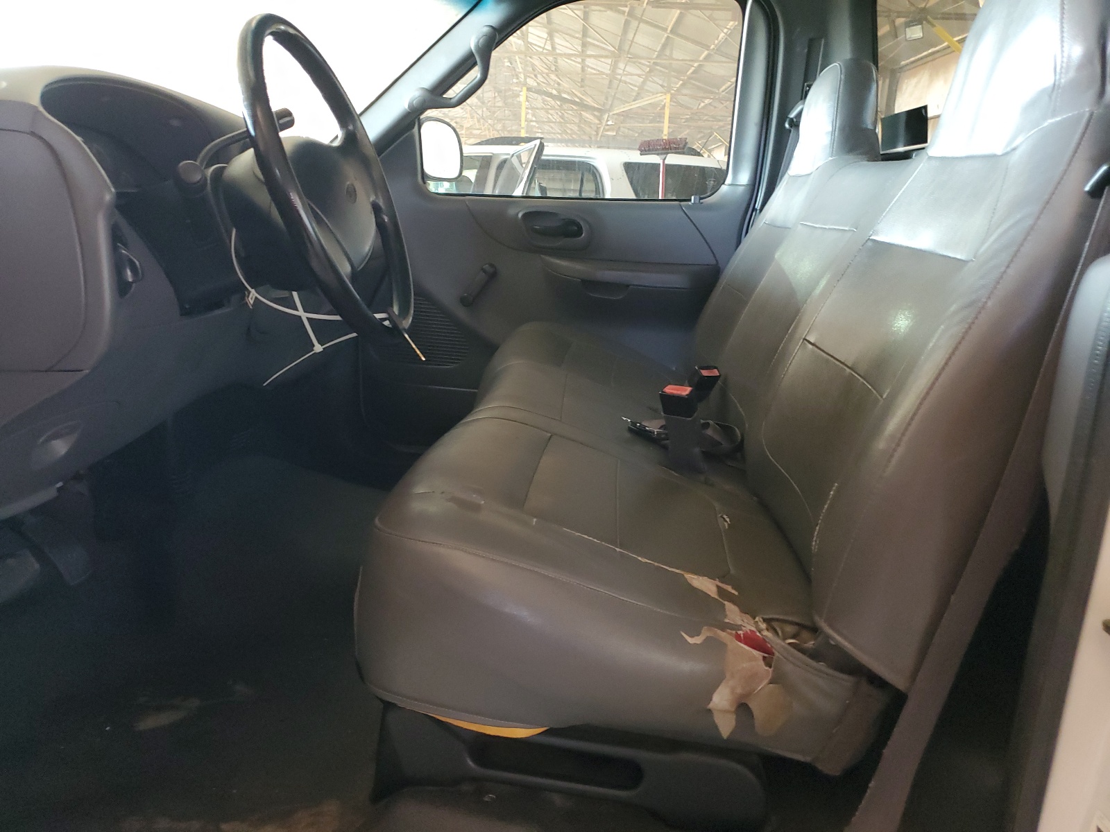 1FTRF17W51KF91812 2001 Ford F150