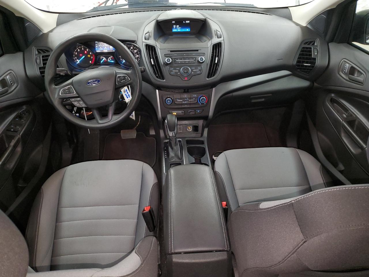 1FMCU0F75JUD38053 2018 Ford Escape S