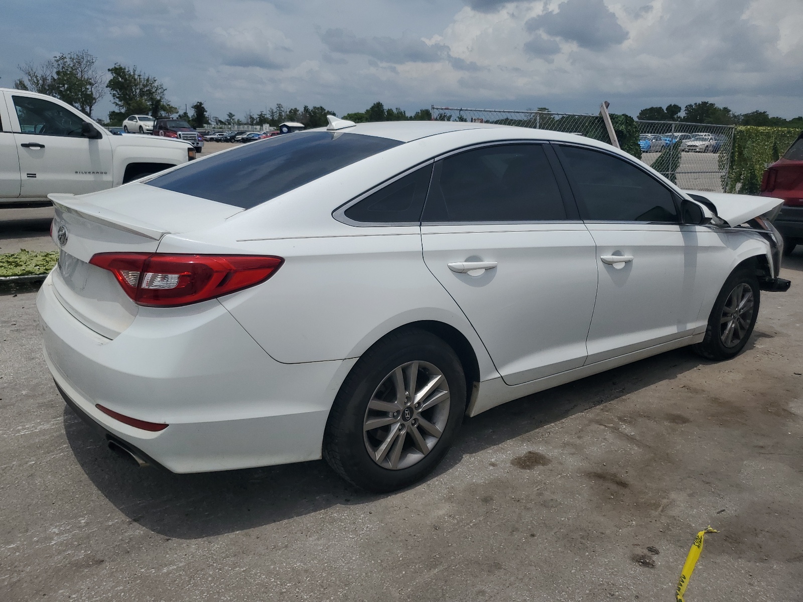 2016 Hyundai Sonata Se vin: 5NPE24AF2GH351578