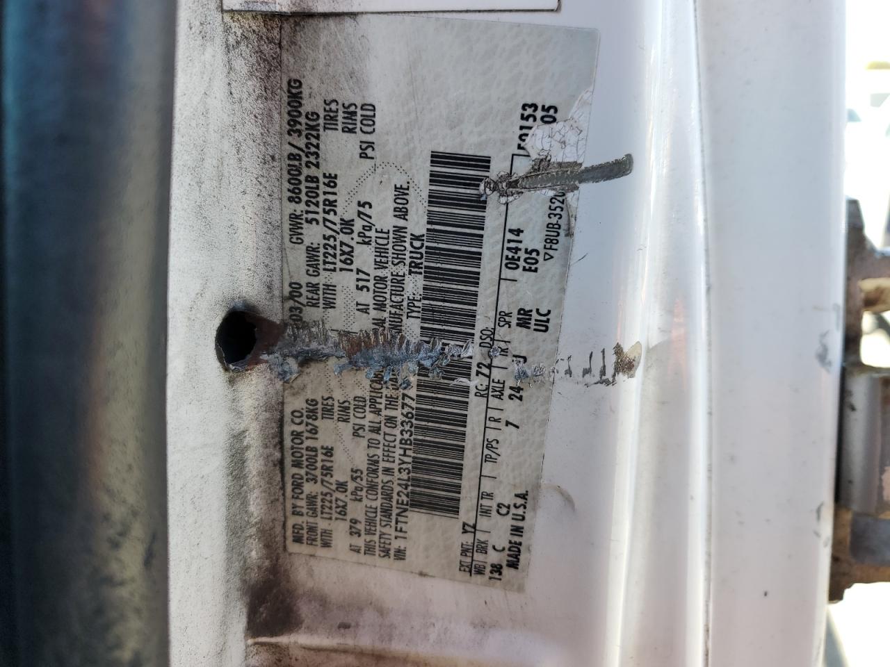 2000 Ford Econoline E250 Van VIN: 1FTNE24L3YHB33677 Lot: 63536694