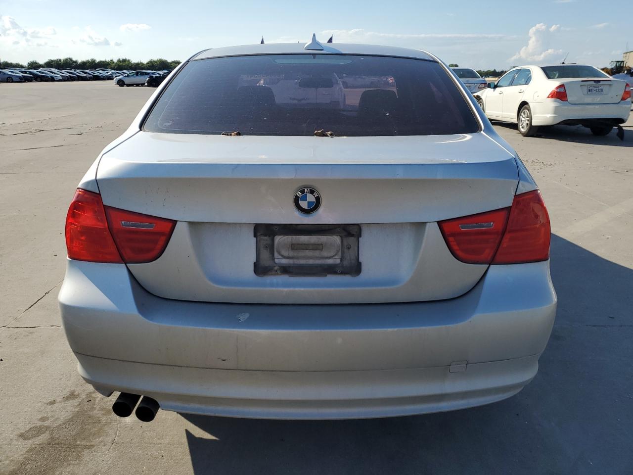 WBAPH7G53BNN02747 2011 BMW 328 I