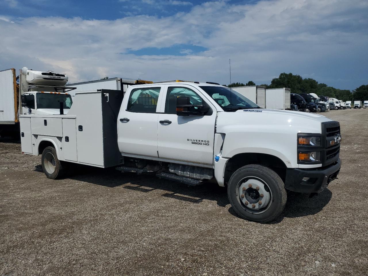 2022 Chevrolet Silverado Medium Duty VIN: 1HTKHPVK3NH638677 Lot: 59067354