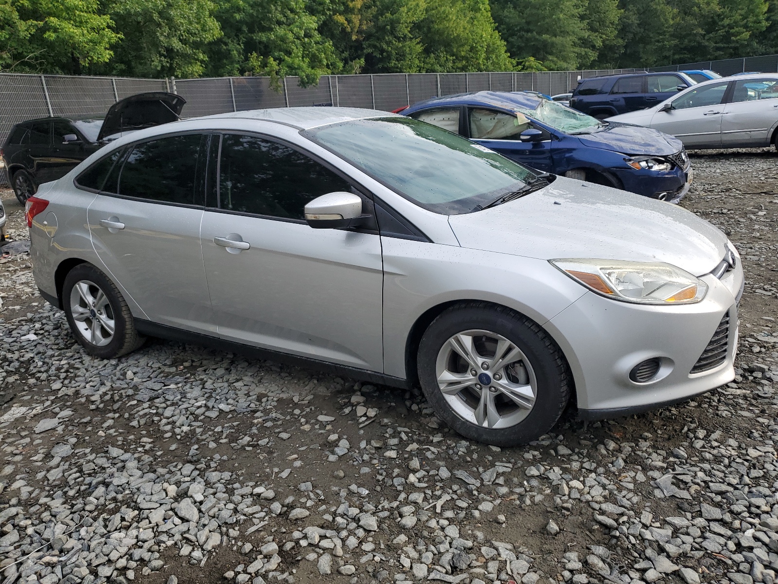 2014 Ford Focus Se vin: 1FADP3F28EL396830